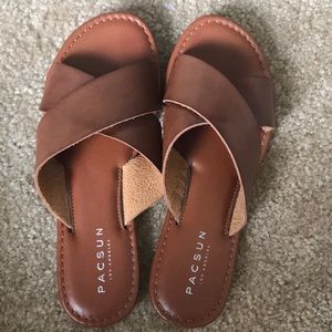 Women’s sandals, size 8